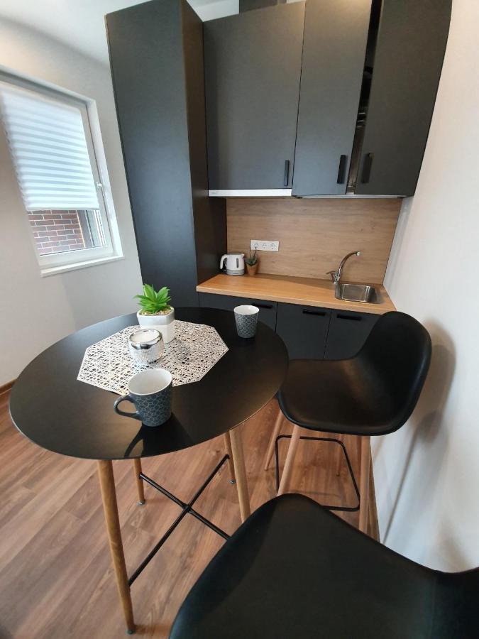 Oak House Apartments Каунас Екстер'єр фото