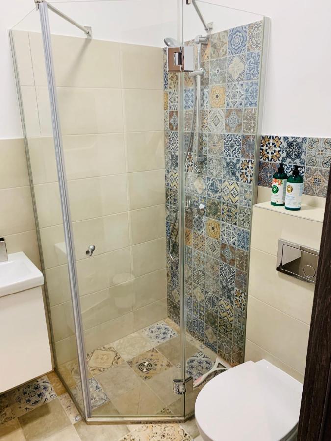 Oak House Apartments Каунас Екстер'єр фото