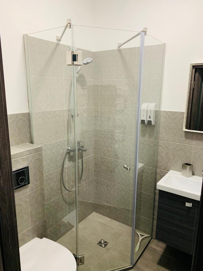 Oak House Apartments Каунас Екстер'єр фото