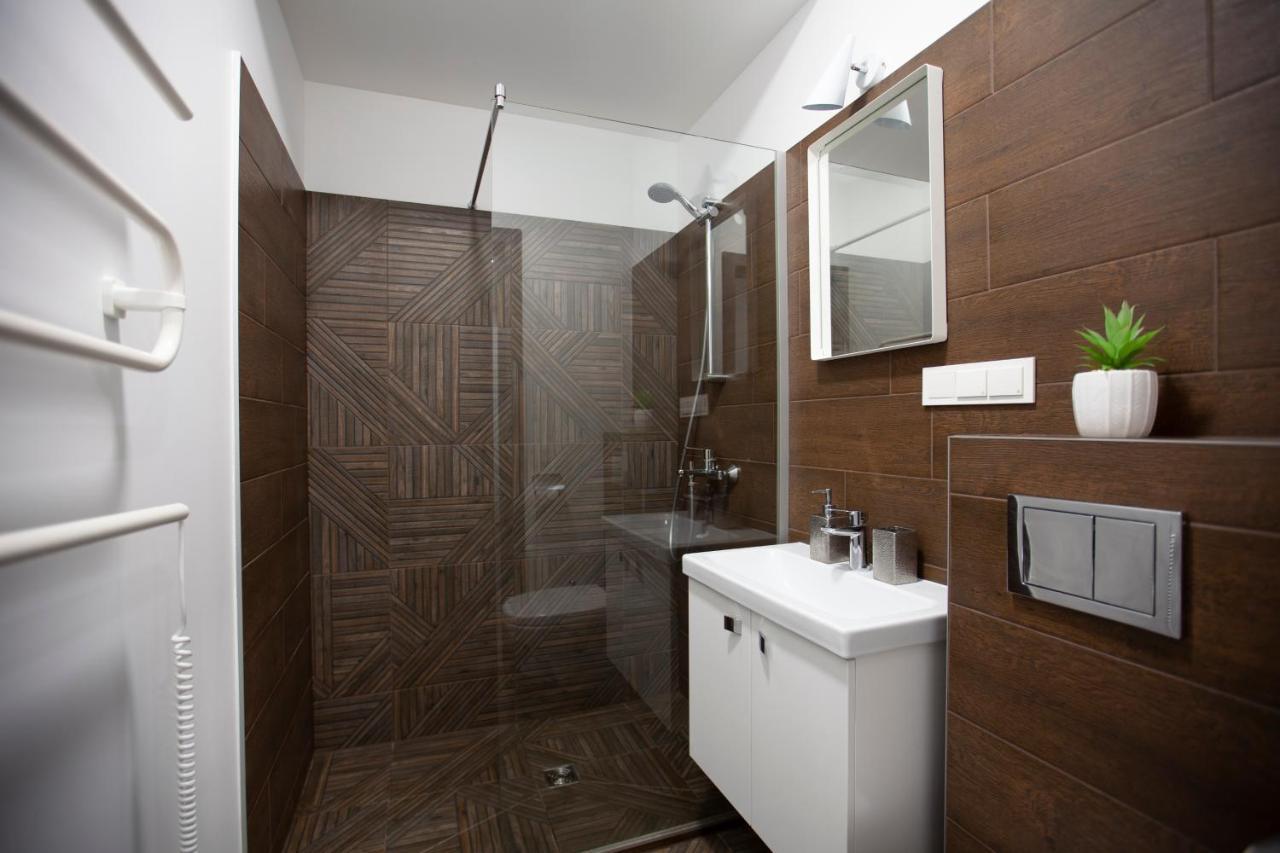 Oak House Apartments Каунас Екстер'єр фото