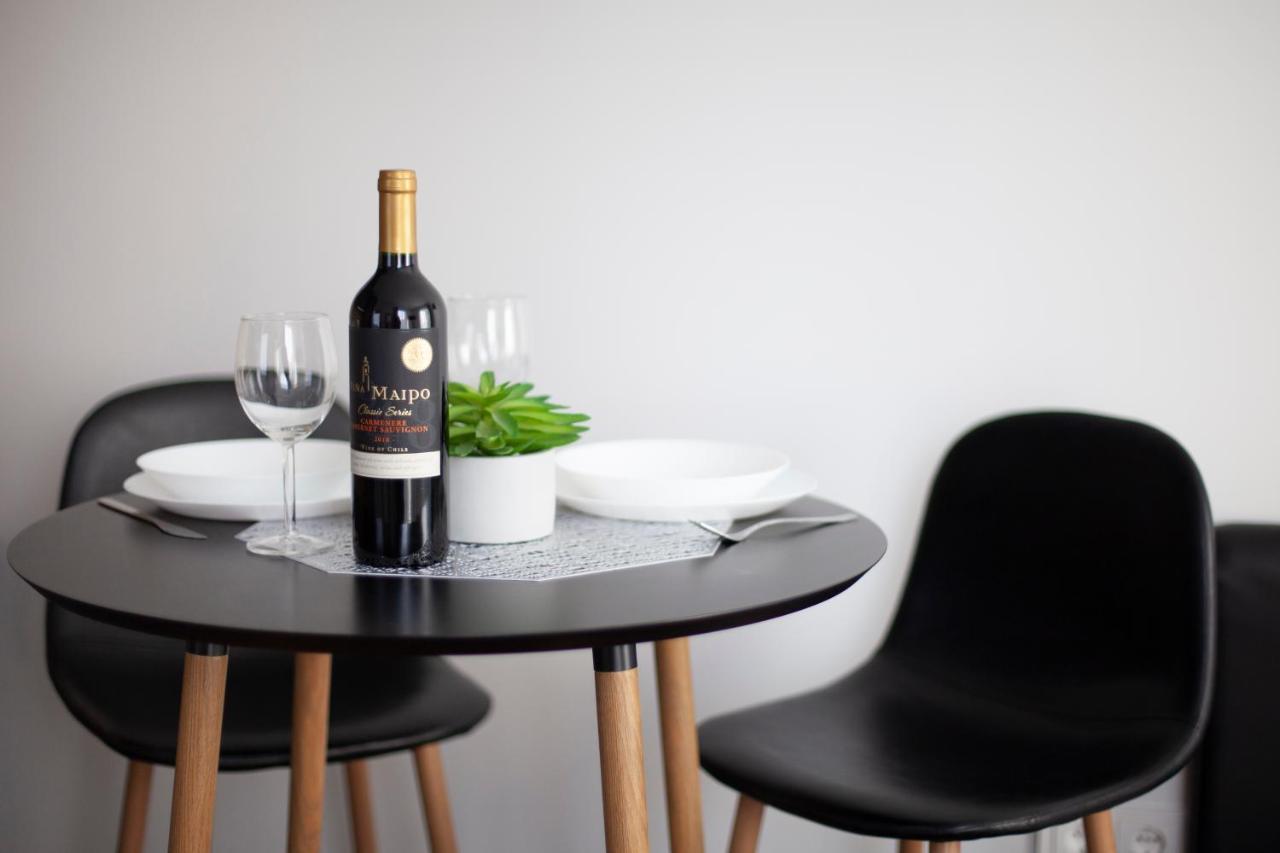 Oak House Apartments Каунас Екстер'єр фото